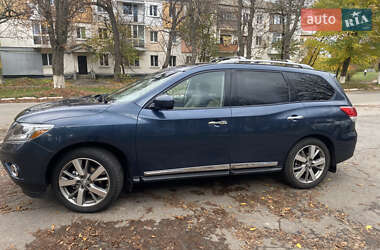 Nissan Pathfinder 2014