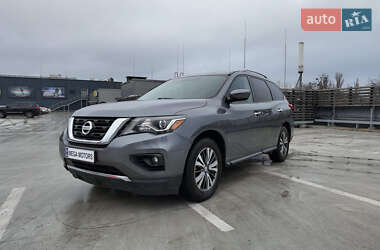 Nissan Pathfinder  2016