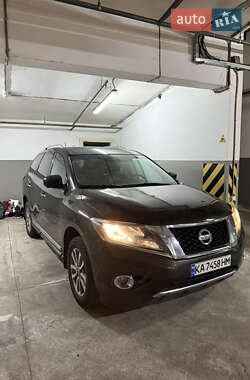 Nissan Pathfinder 2015
