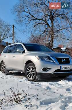 Nissan Pathfinder  2014