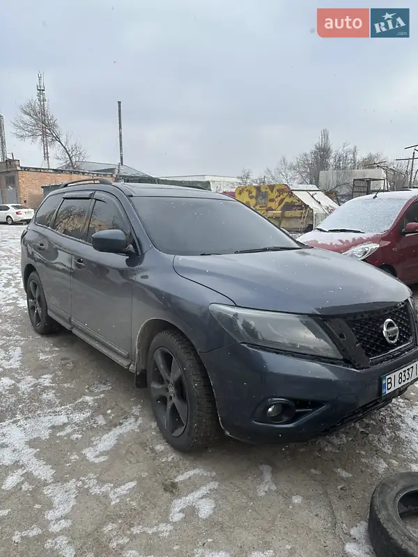 Nissan Pathfinder 2014