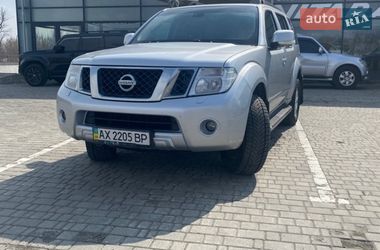 Nissan Pathfinder  2012