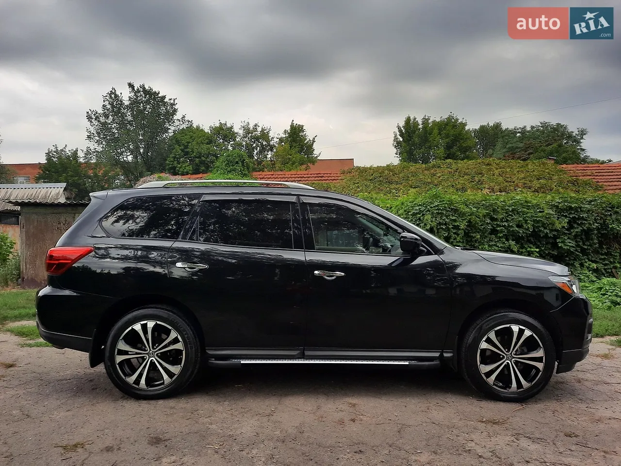 2016 Nissan Pathfinder - мініатюра 2