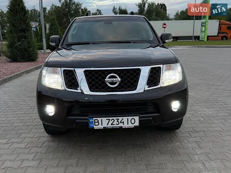 Nissan Pathfinder 2012