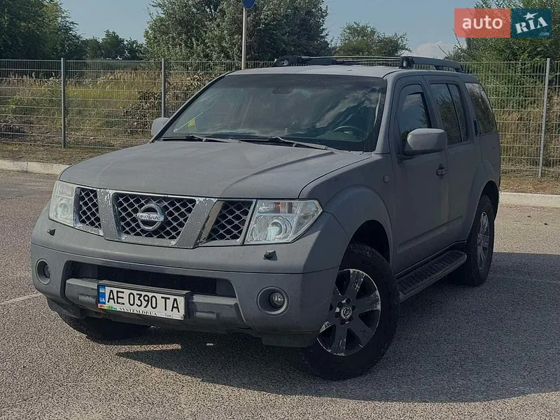 Nissan Pathfinder 2005