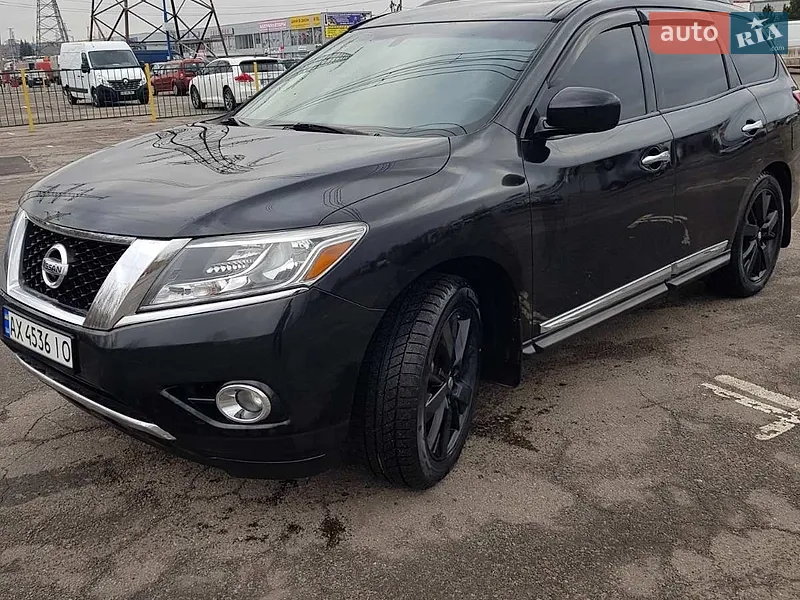 Nissan Pathfinder 2016