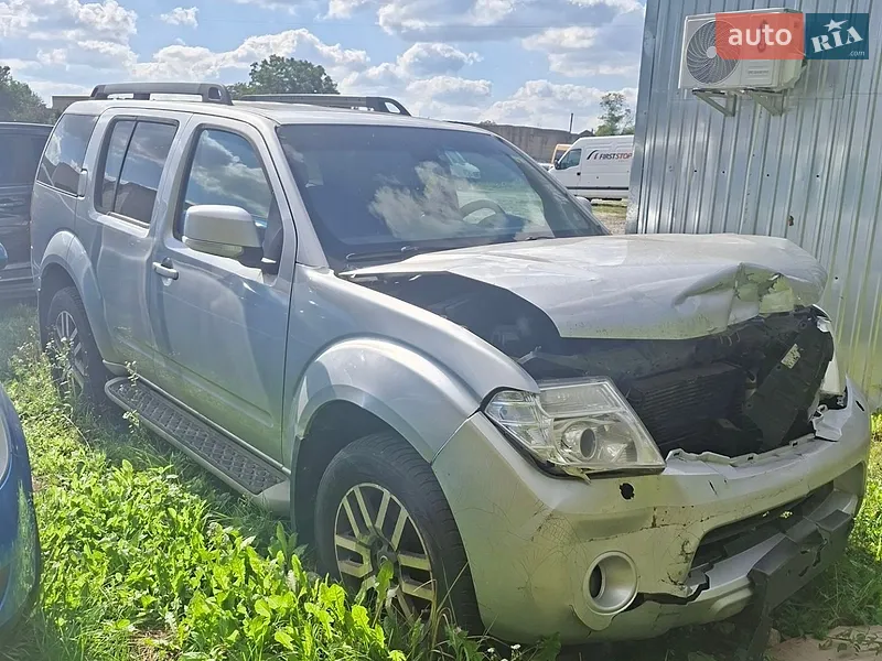Nissan Pathfinder 2012