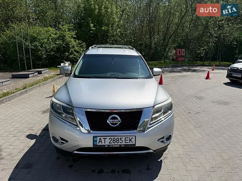 Nissan Pathfinder 2016