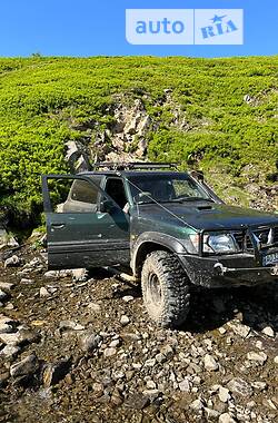 Nissan Patrol  2001