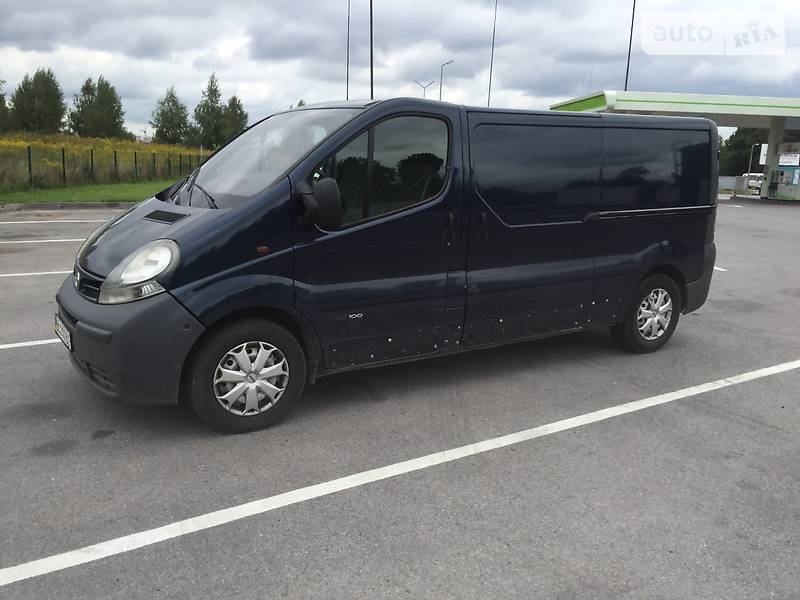 Nissan Primastar 2003 года