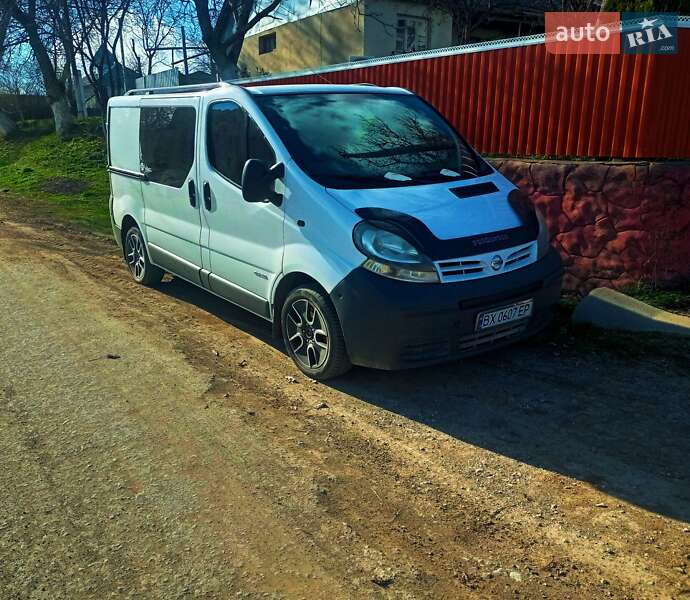 Мінівен Nissan Primastar