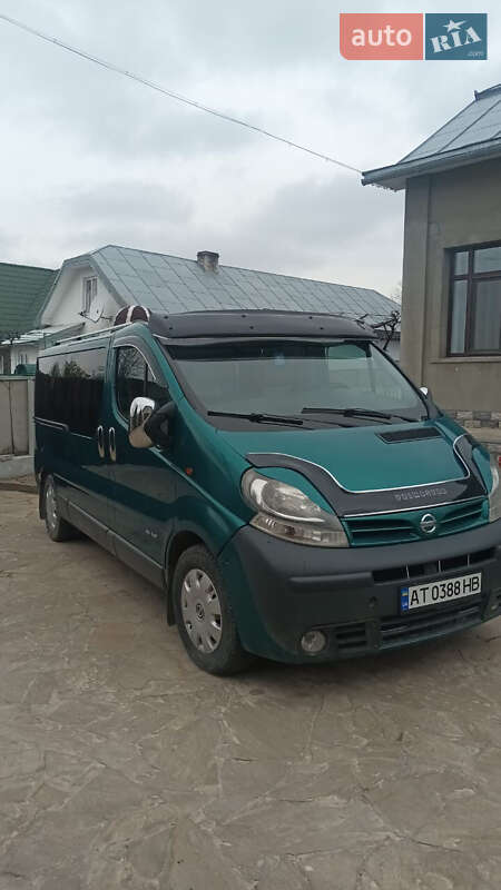 Позашляховик / Кросовер Nissan Primastar