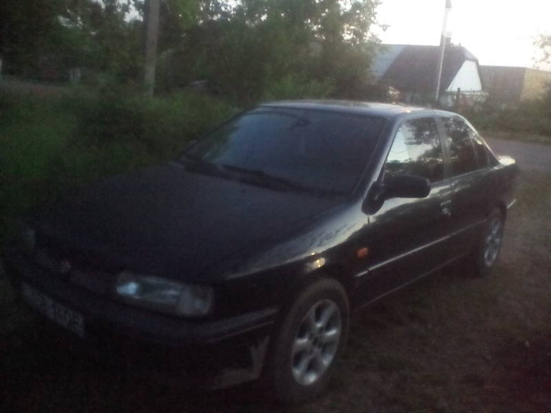 Nissan Primera 1993 года