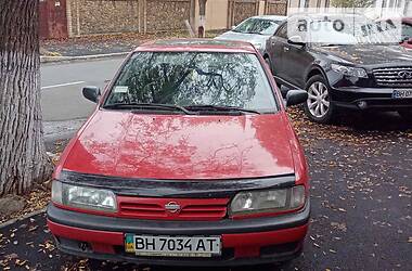 Nissan Primera  1992