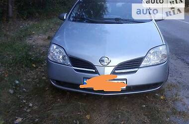 Nissan Primera  2002