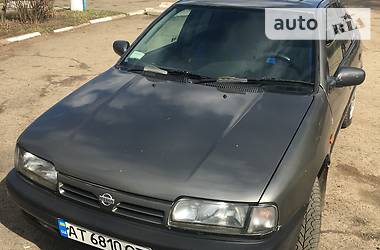 Nissan Primera  1995