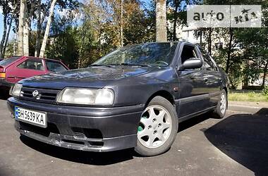 Nissan Primera  1996