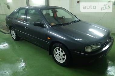 Nissan Primera  1993