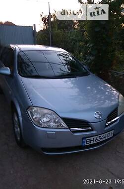 Nissan Primera  2004