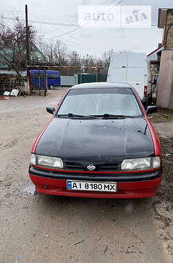 Nissan Primera  1994