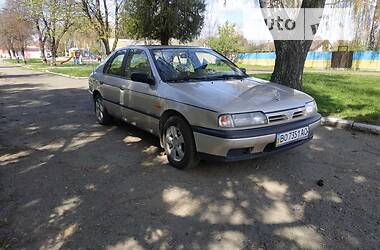 Nissan Primera  1993