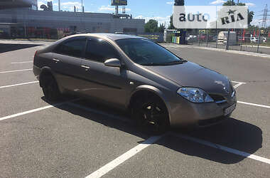 Nissan Primera  2005