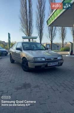 Nissan Primera  1993