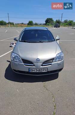 Nissan Primera  2004