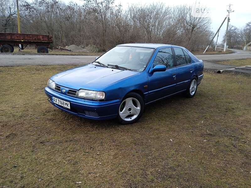 Хэтчбек Nissan Primera