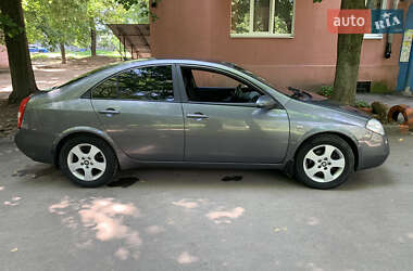 Nissan Primera 2003