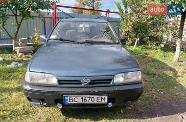 Nissan Primera  1994