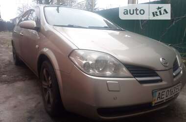 Nissan Primera  2002