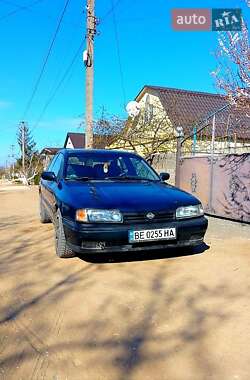 Nissan Primera  1995