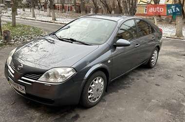 Nissan Primera  2003