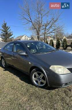 Nissan Primera  2003