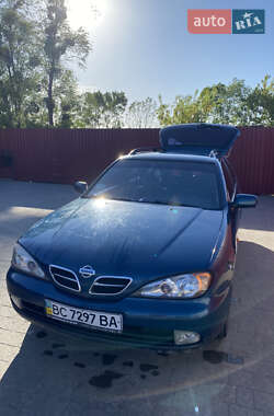 Nissan Primera  2000
