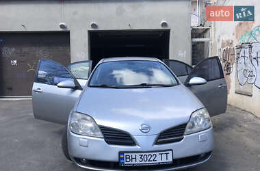 Nissan Primera  2003