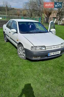Nissan Primera  1995
