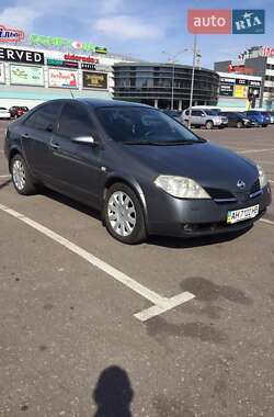 Nissan Primera  2004