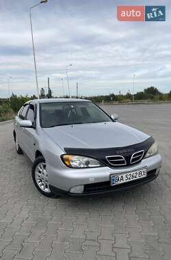 Nissan Primera 2000