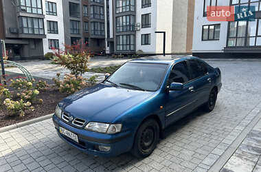 Nissan Primera  1998