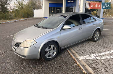 Nissan Primera  2003