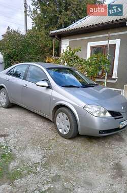 Nissan Primera  2006