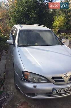 Nissan Primera  2000