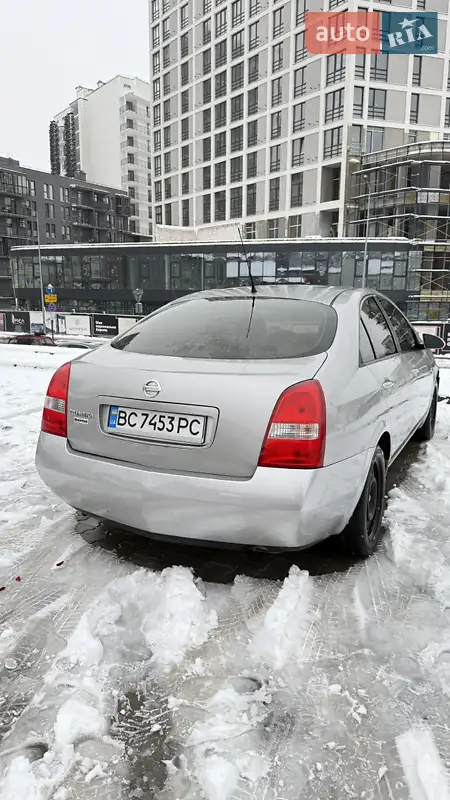 Nissan Primera 2004
