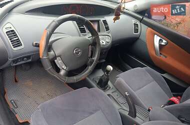 Nissan Primera  2004