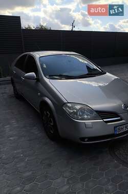 Nissan Primera  2002