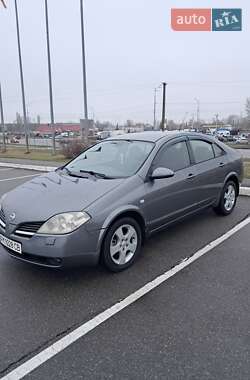Nissan Primera  2003