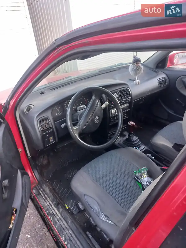 Nissan Primera 1991