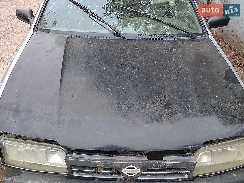 Nissan Primera 1992